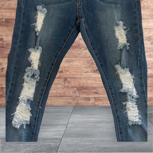 FASHION NOVA SKINNY JEANS - Picture 6 of 10